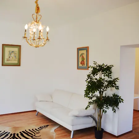 Bed & Breakfast Gewerkenschloessl Zeilinger Knittelfeld