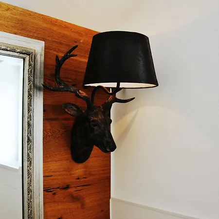Gewerkenschloessl Zeilinger Bed & Breakfast 4*