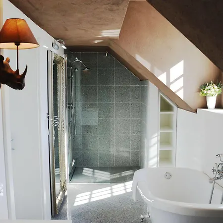 Bed & Breakfast Gewerkenschloessl Zeilinger 4*